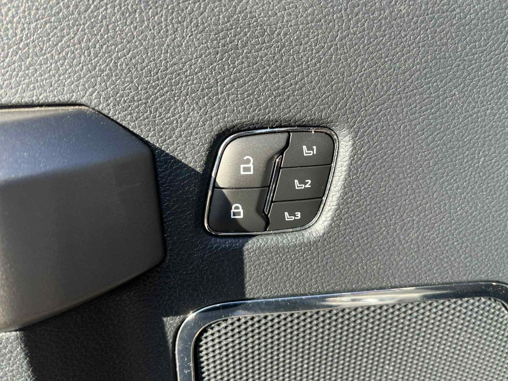 2022 Ford F-250 Image 18