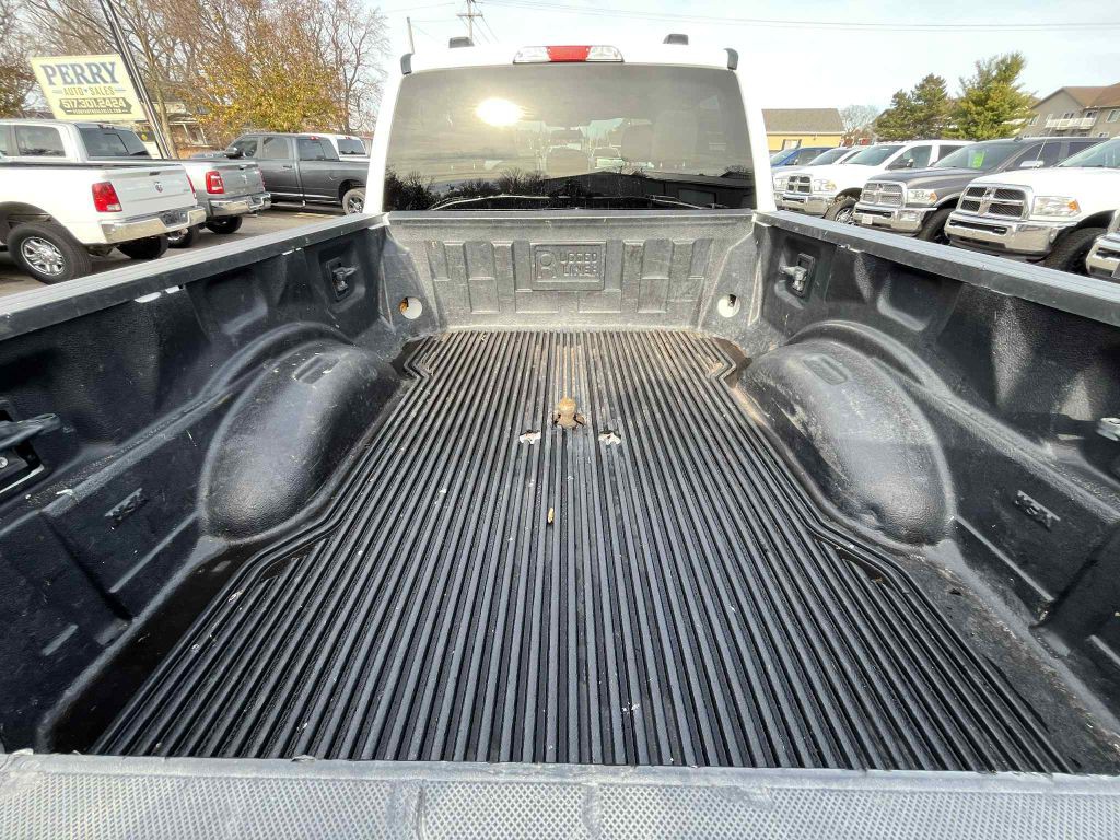 2022 Ford F-250 Image 8