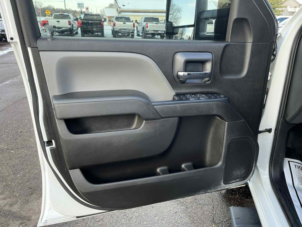 2019 Chevrolet Silverado 1500 Image 19