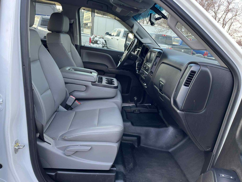 2019 Chevrolet Silverado 1500 Image 32