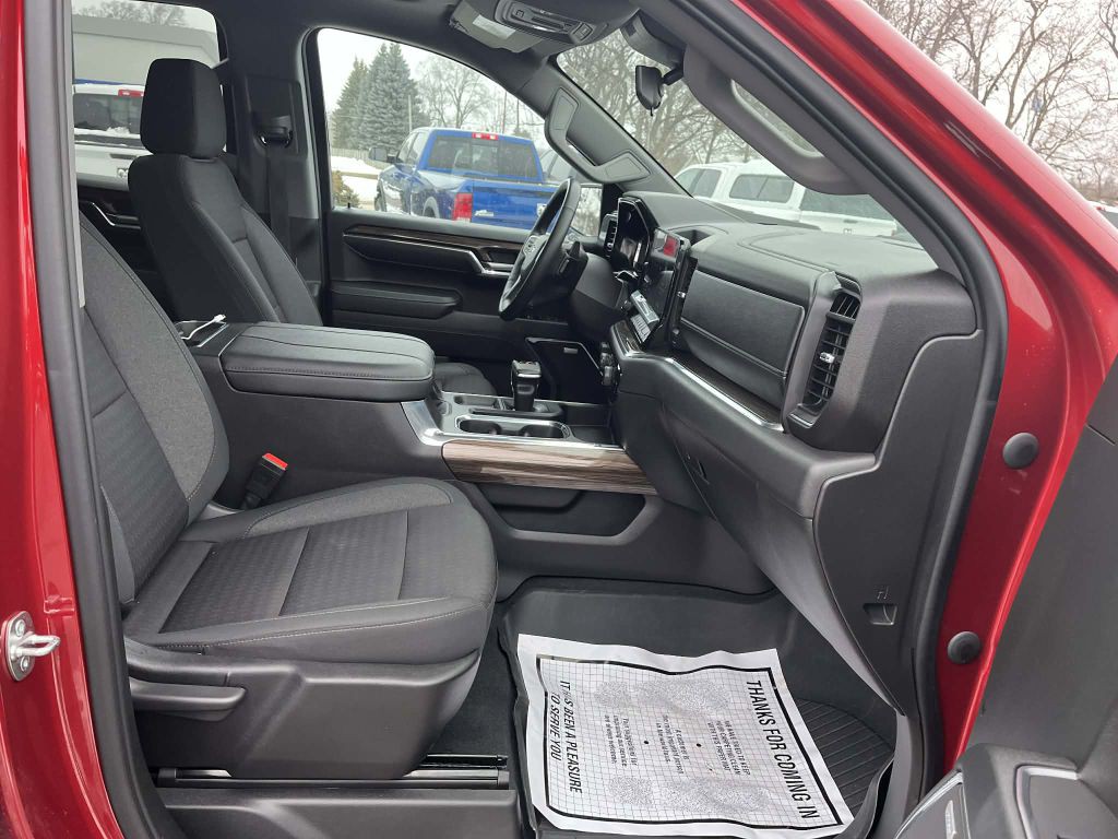 2023 Chevrolet Silverado 1500 Image 32