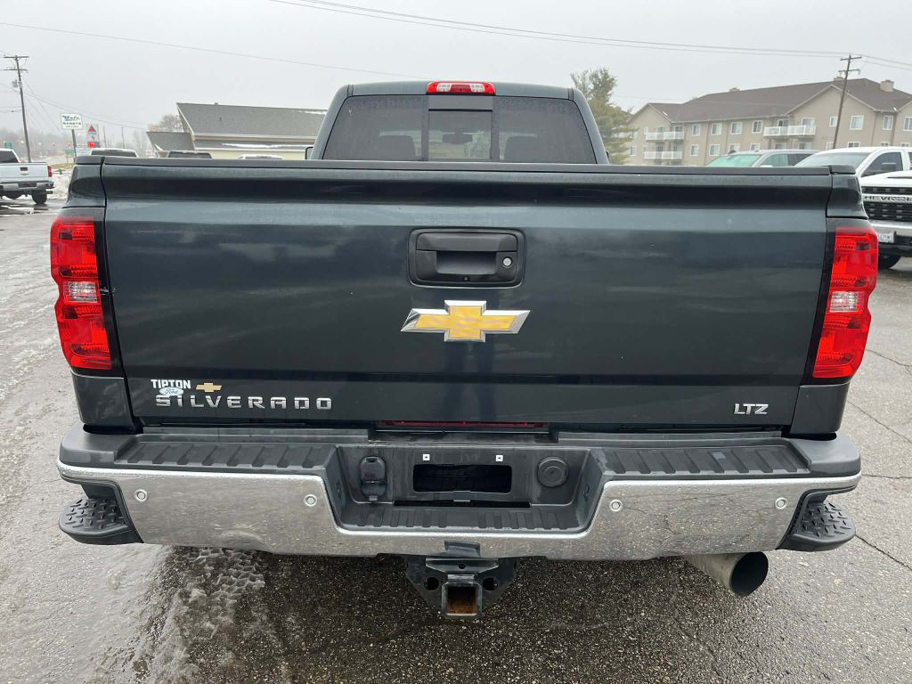 2017 Chevrolet Silverado 1500 Image 7