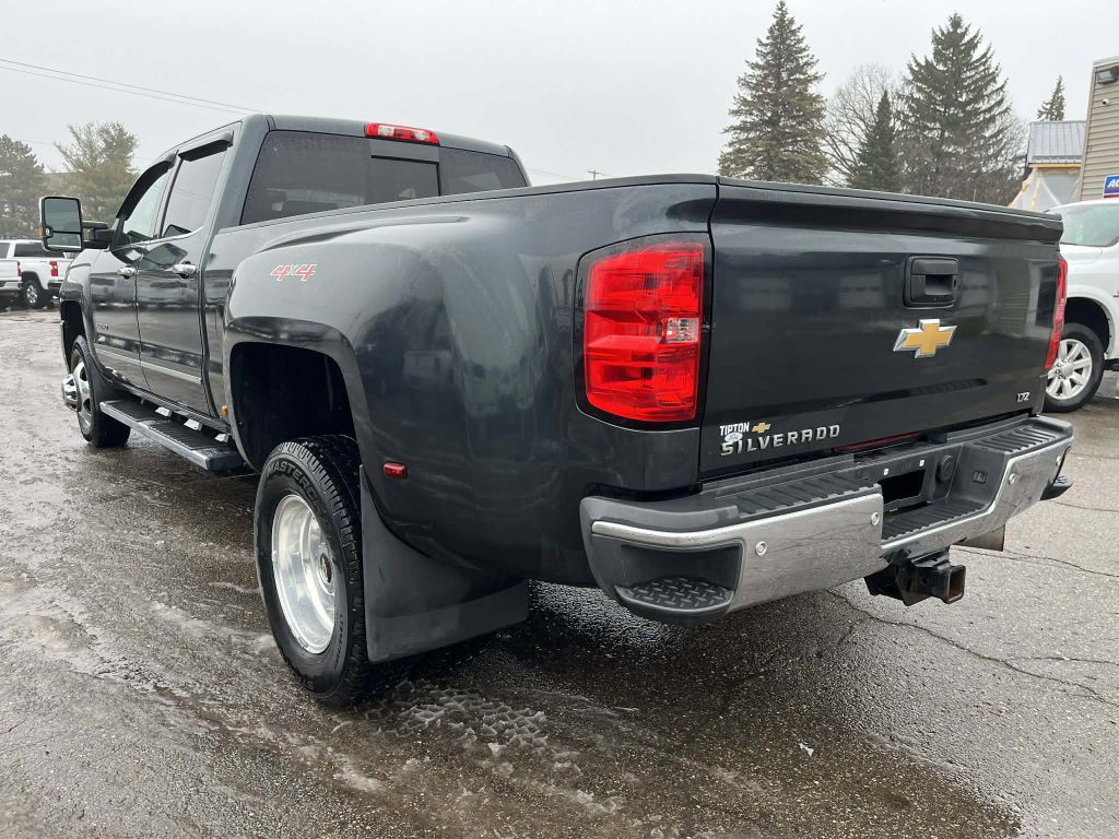 2017 Chevrolet Silverado 1500 Image 9