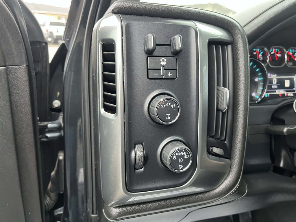 2017 Chevrolet Silverado 1500 Image 21
