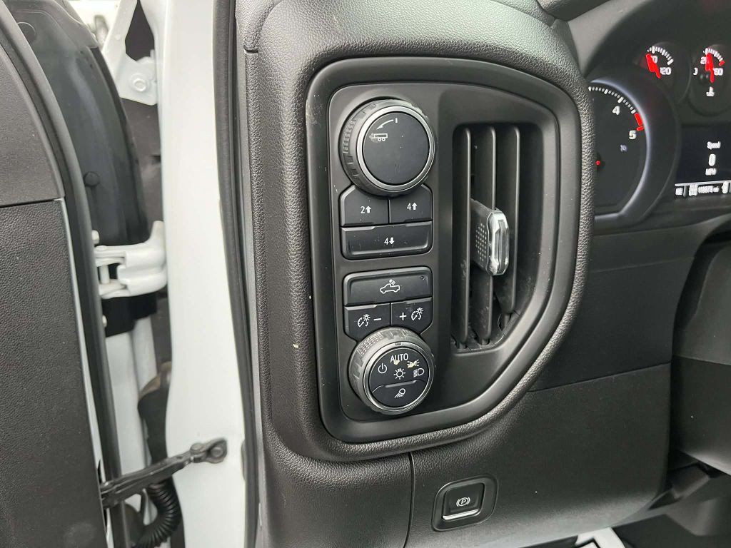 2022 Chevrolet Silverado 1500 Image 20