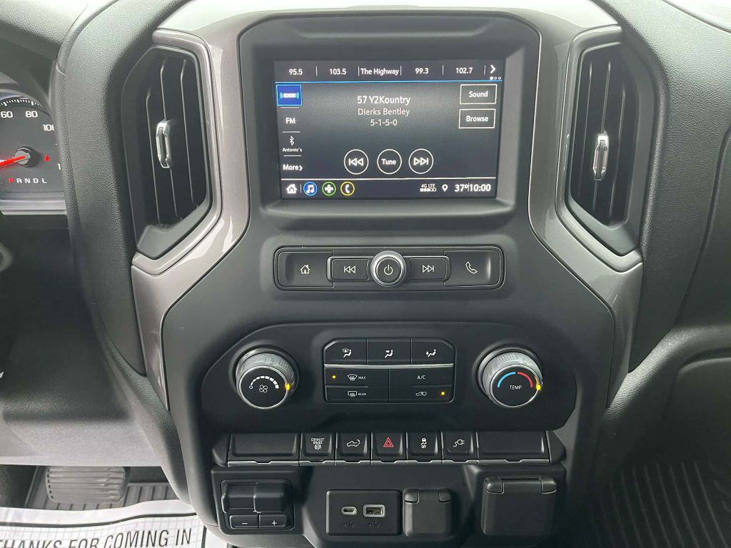 2022 Chevrolet Silverado 1500 Image 22