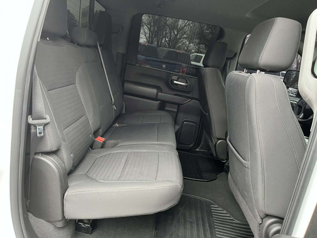 2022 Chevrolet Silverado 1500 Image 28