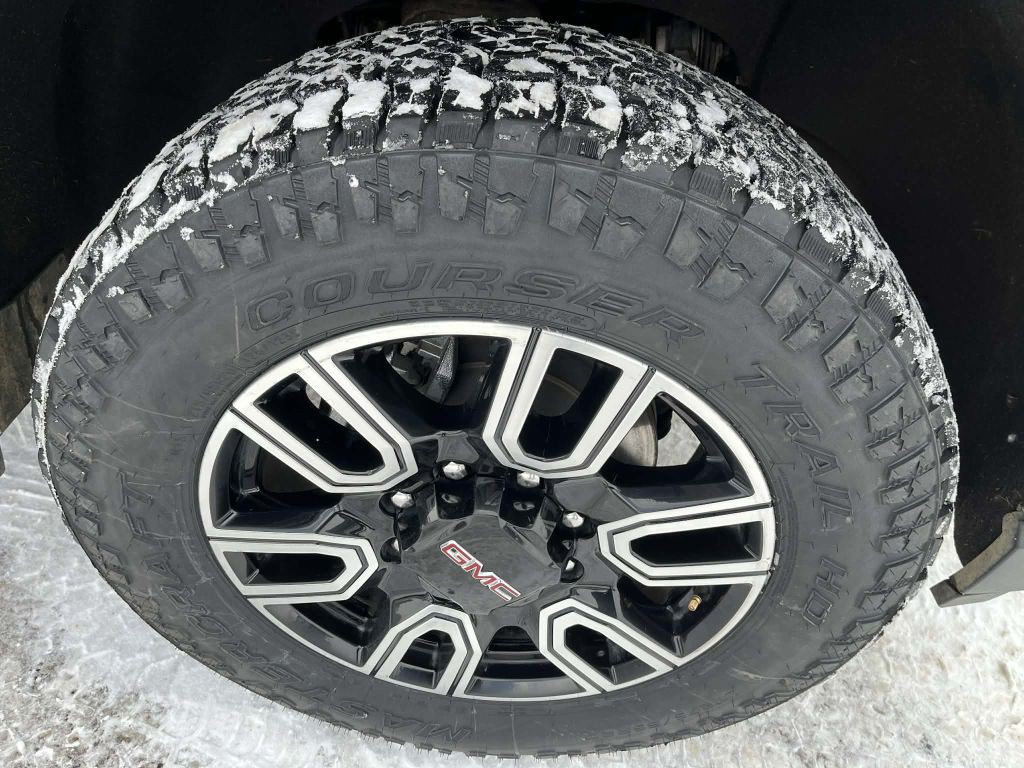 2021 GMC Sierra Image 16