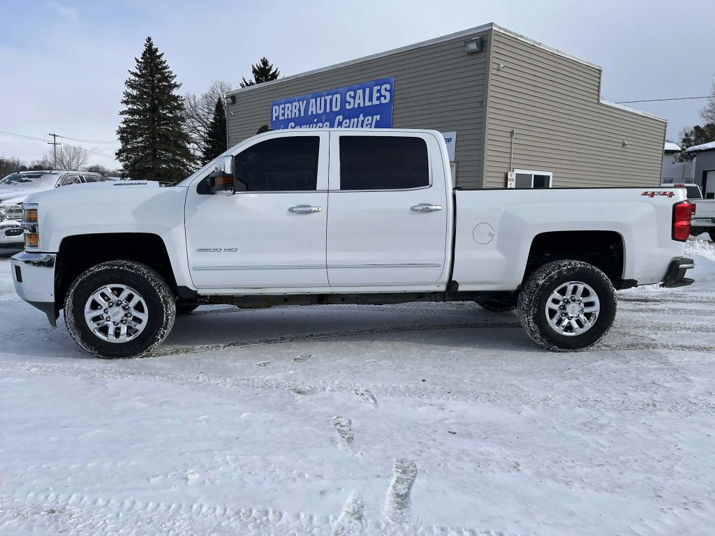 2018 Chevrolet Silverado 1500 Image 1