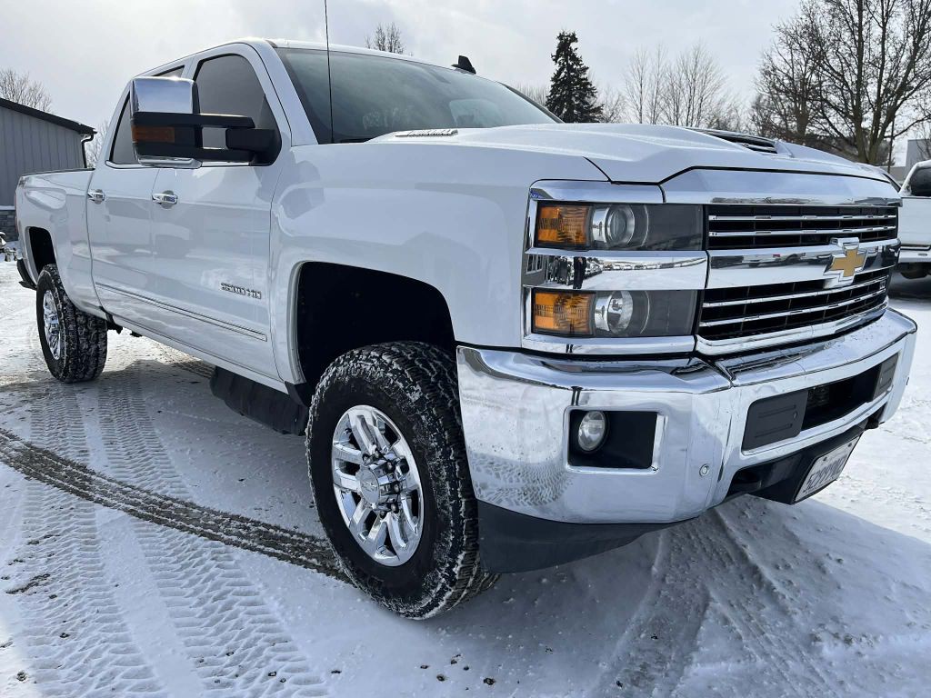 2018 Chevrolet Silverado 1500 Image 4