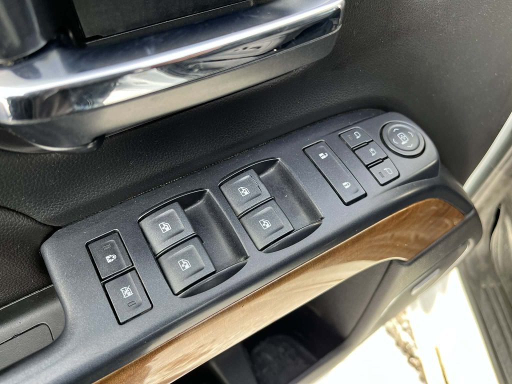 2018 Chevrolet Silverado 1500 Image 19