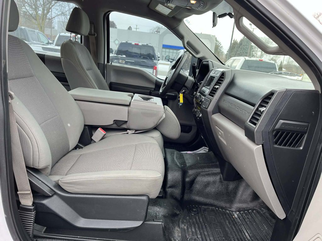 2017 Ford F-250 Image 30