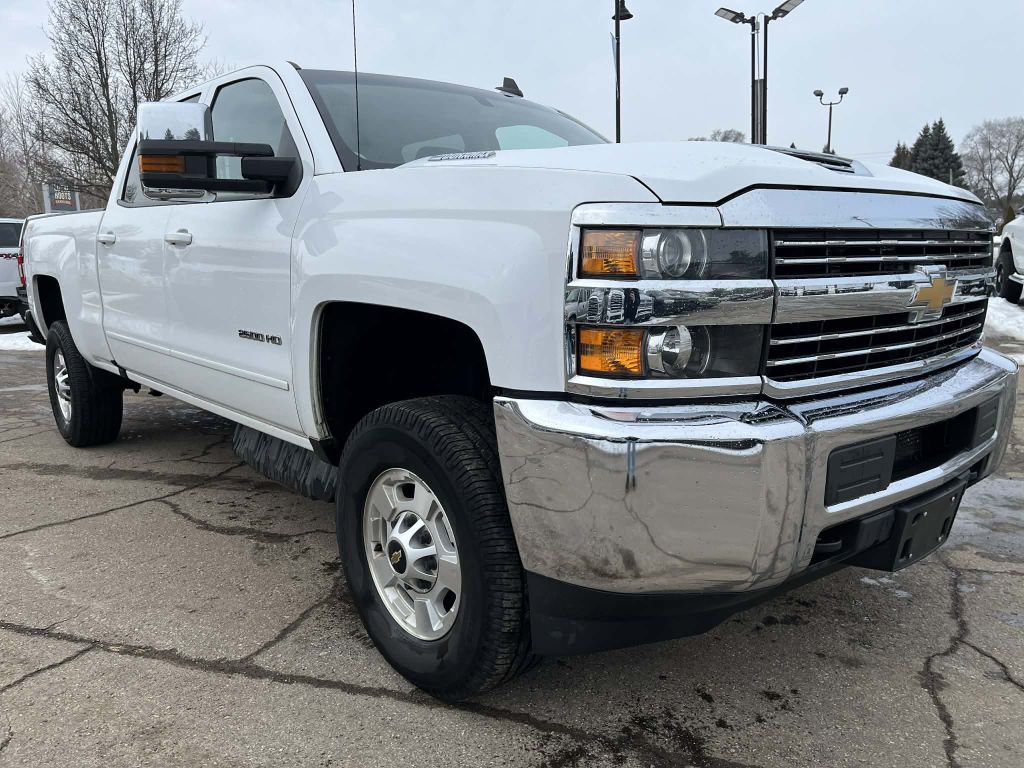 2017 Chevrolet Silverado 1500 Image 4