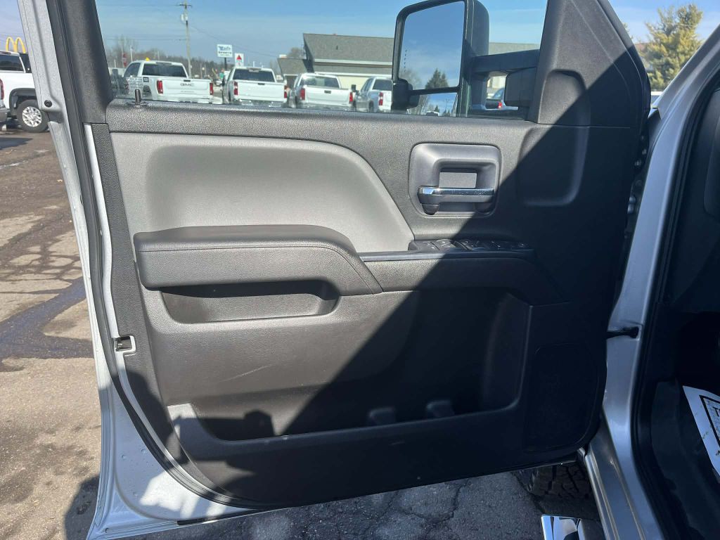 2016 Chevrolet Silverado 1500 Image 18