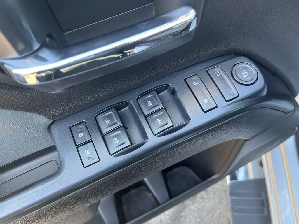 2016 Chevrolet Silverado 1500 Image 19