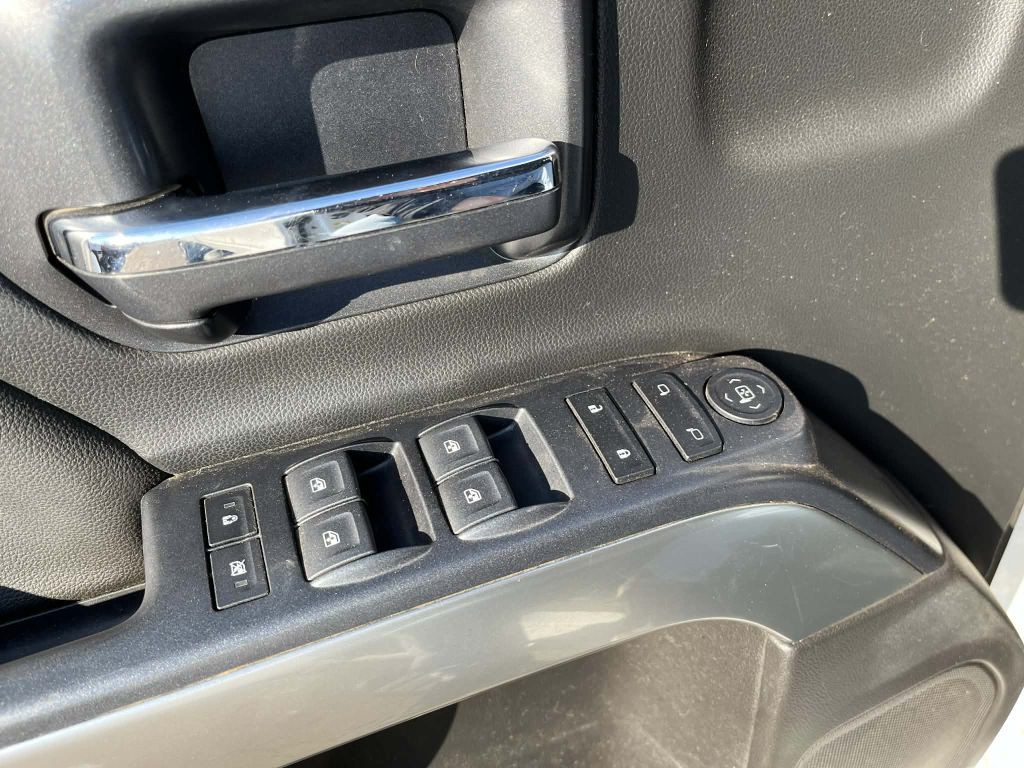 2018 Chevrolet Silverado 1500 Image 10