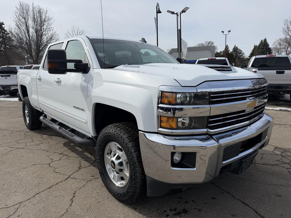 2018 Chevrolet Silverado 1500 Image 4