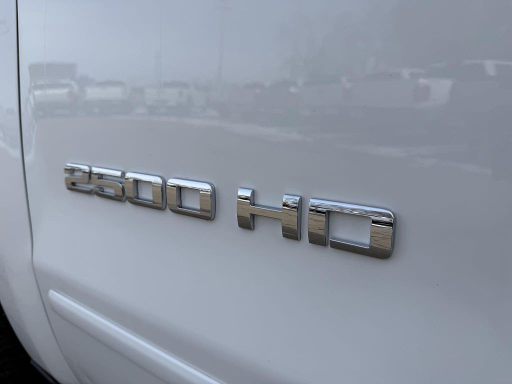 2018 Chevrolet Silverado 1500 Image 12