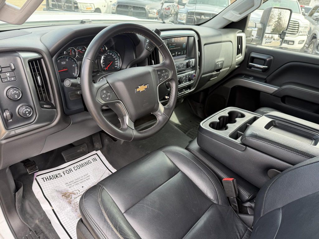 2018 Chevrolet Silverado 1500 Image 19