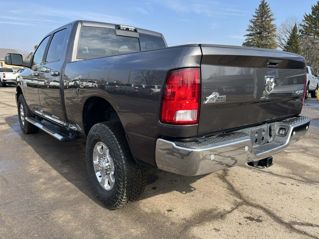 2018 RAM 2500 Image 9