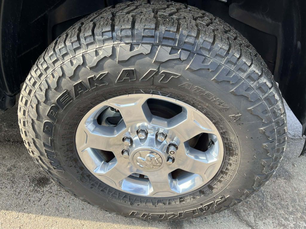 2018 RAM 2500 Image 15