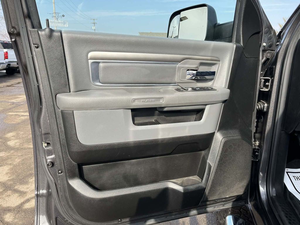 2018 RAM 2500 Image 18