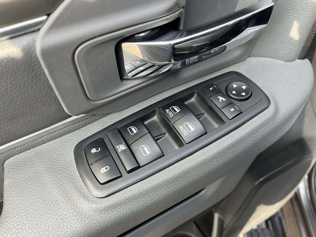 2018 RAM 2500 Image 19