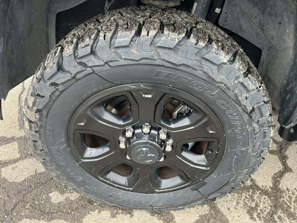 2017 RAM 2500 Image 16