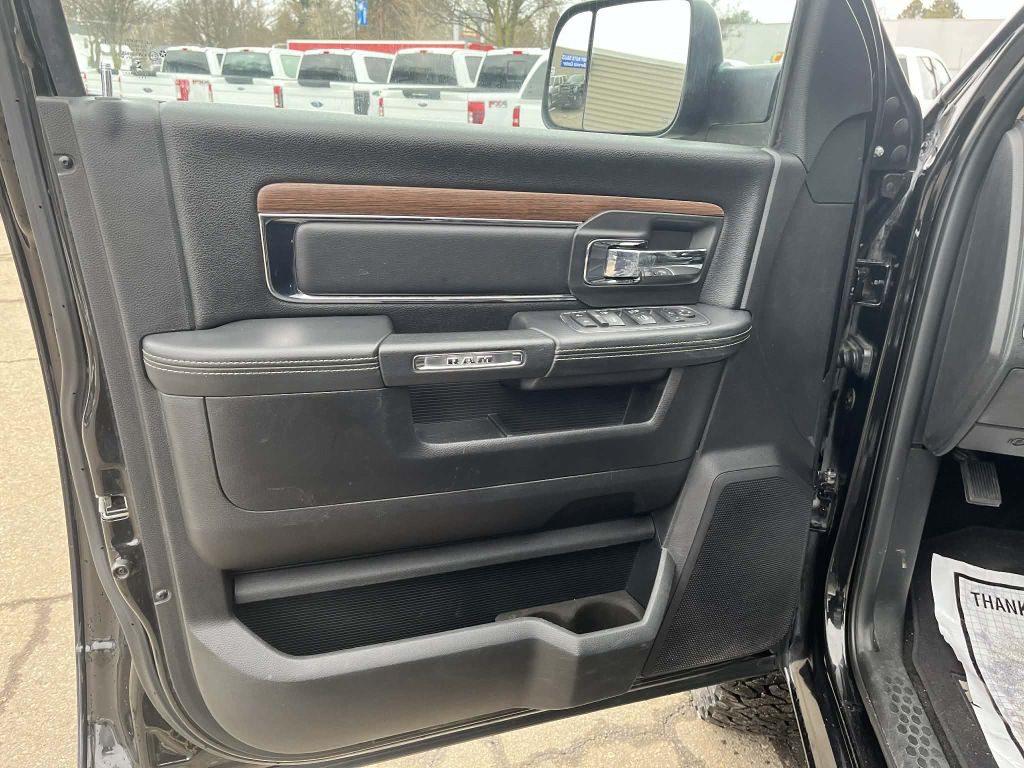 2017 RAM 2500 Image 18