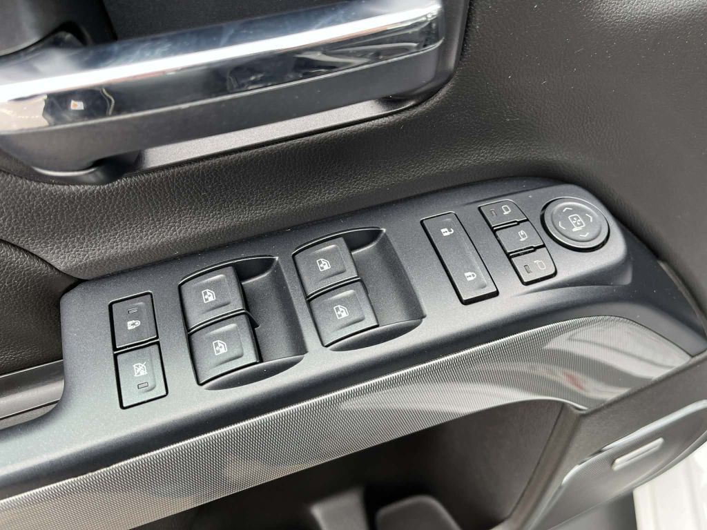 2017 Chevrolet Silverado 1500 Image 19