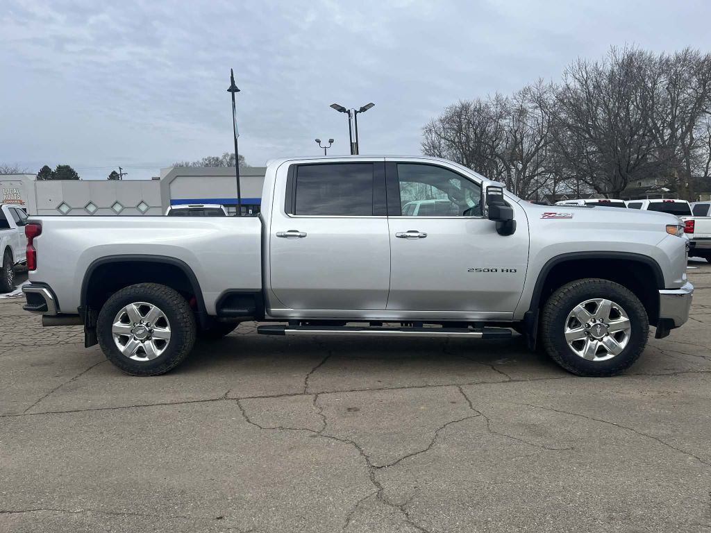 2020 Chevrolet Silverado 1500 Image 5