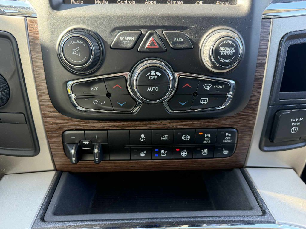 2017 RAM 2500 Image 27