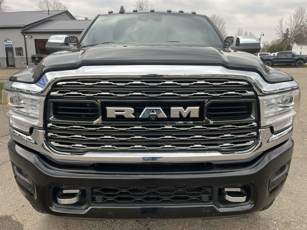 2020 RAM 3500 Image 3