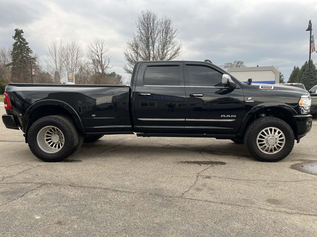 2020 RAM 3500 Image 5
