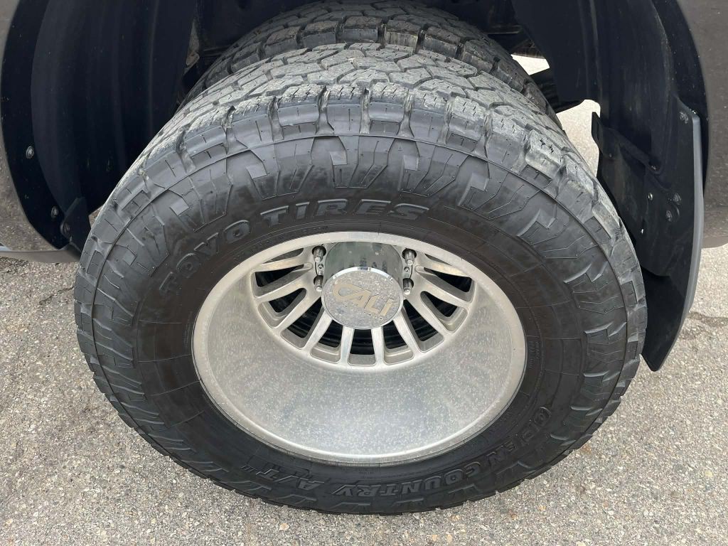 2020 RAM 3500 Image 15