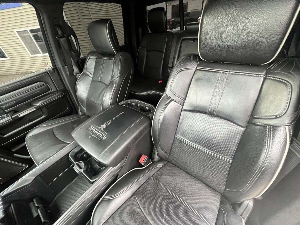 2020 RAM 3500 Image 26