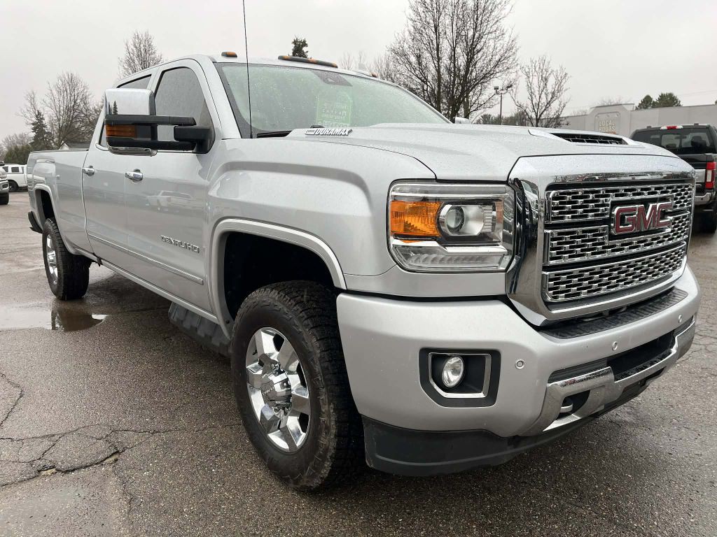 2018 GMC Sierra 3500 Image 4