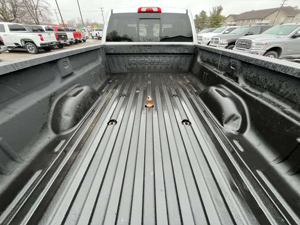 2018 GMC Sierra 3500 Image 8