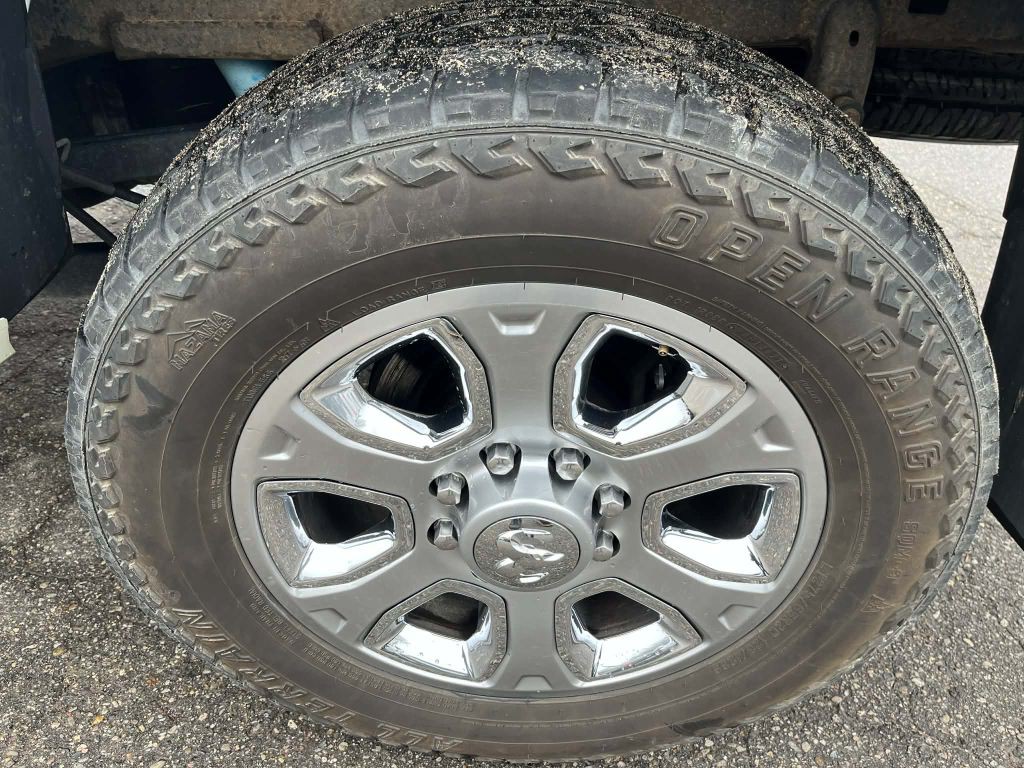 2017 RAM 2500 Image 16