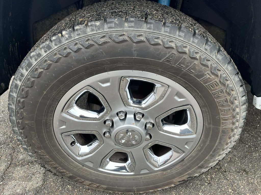 2017 RAM 2500 Image 17