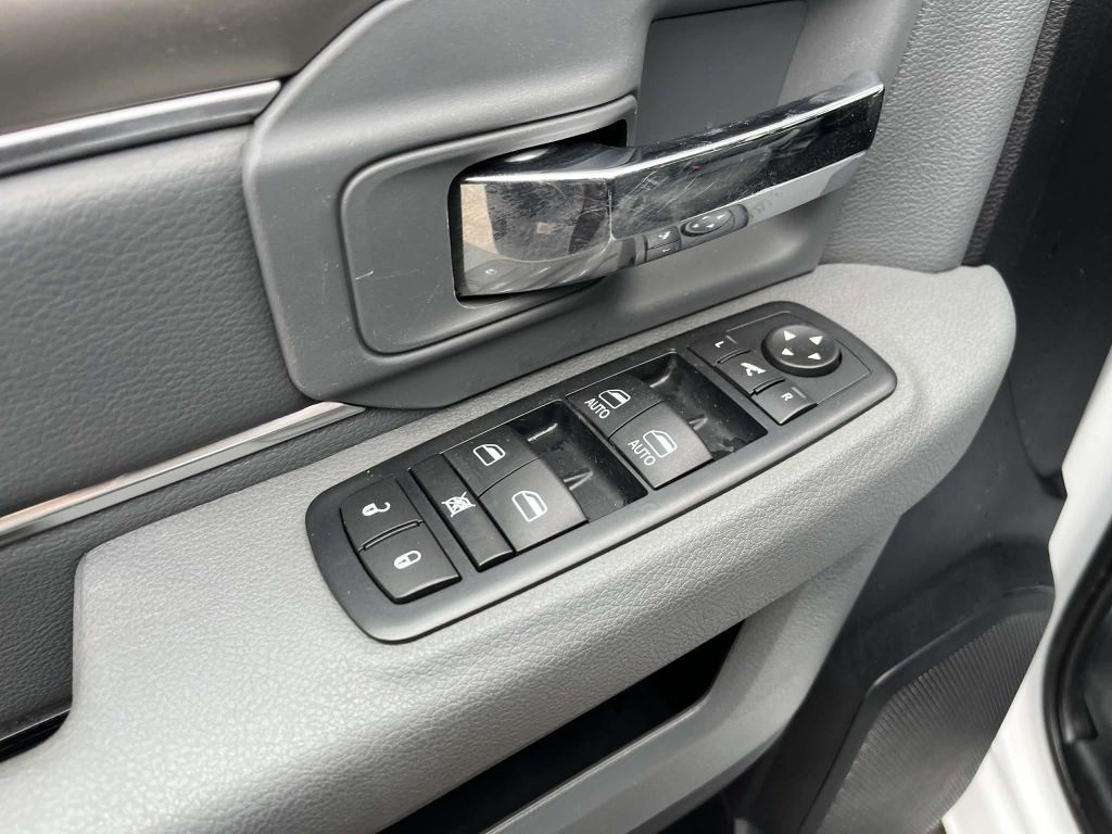 2017 RAM 2500 Image 19