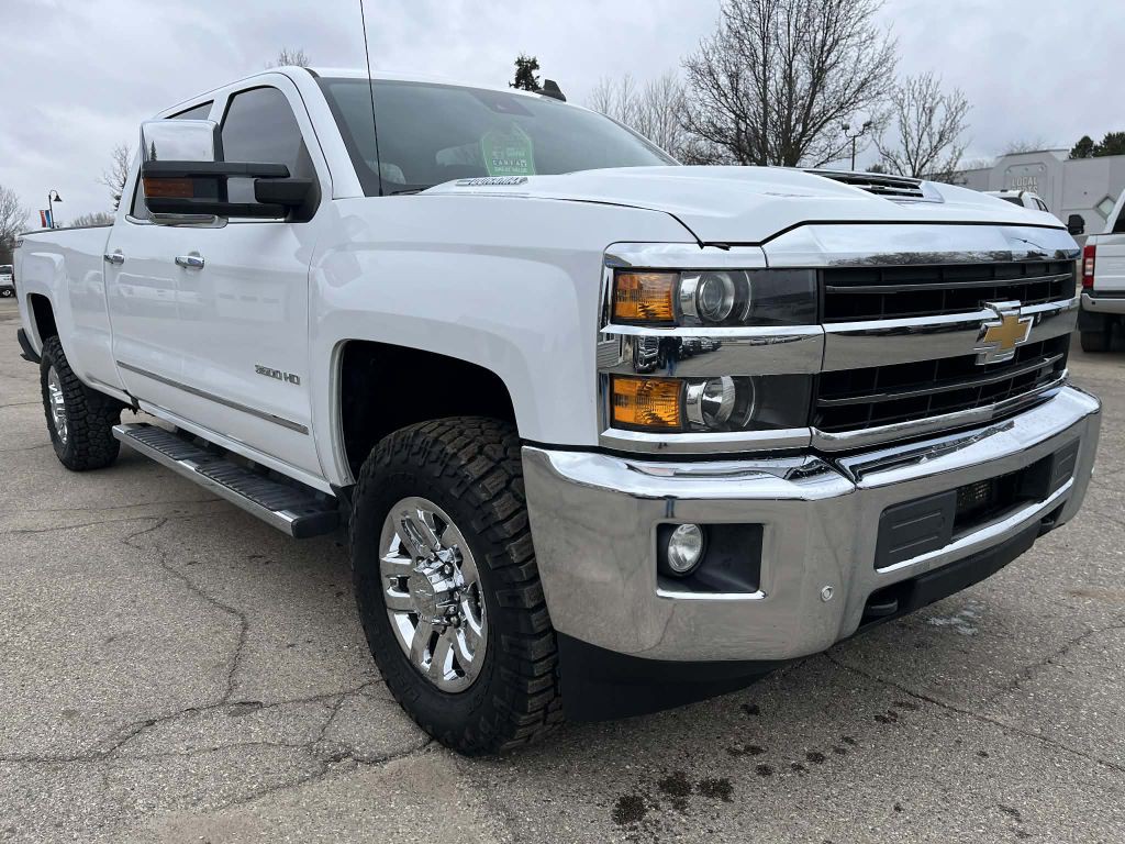 2018 Chevrolet Silverado 1500 Image 4