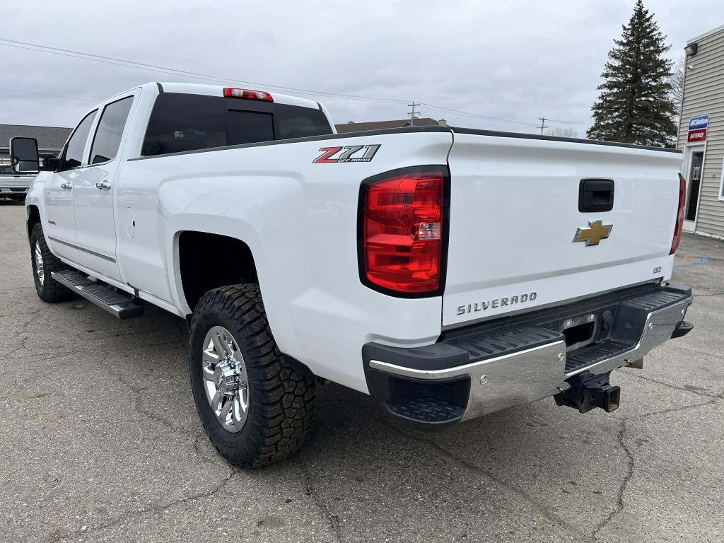 2018 Chevrolet Silverado 1500 Image 9
