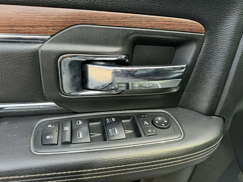 2018 RAM 2500 Image 17