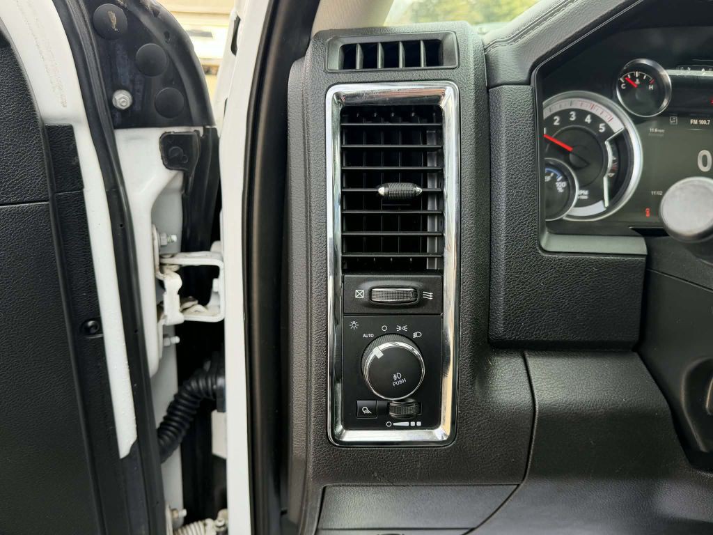 2018 RAM 2500 Image 18