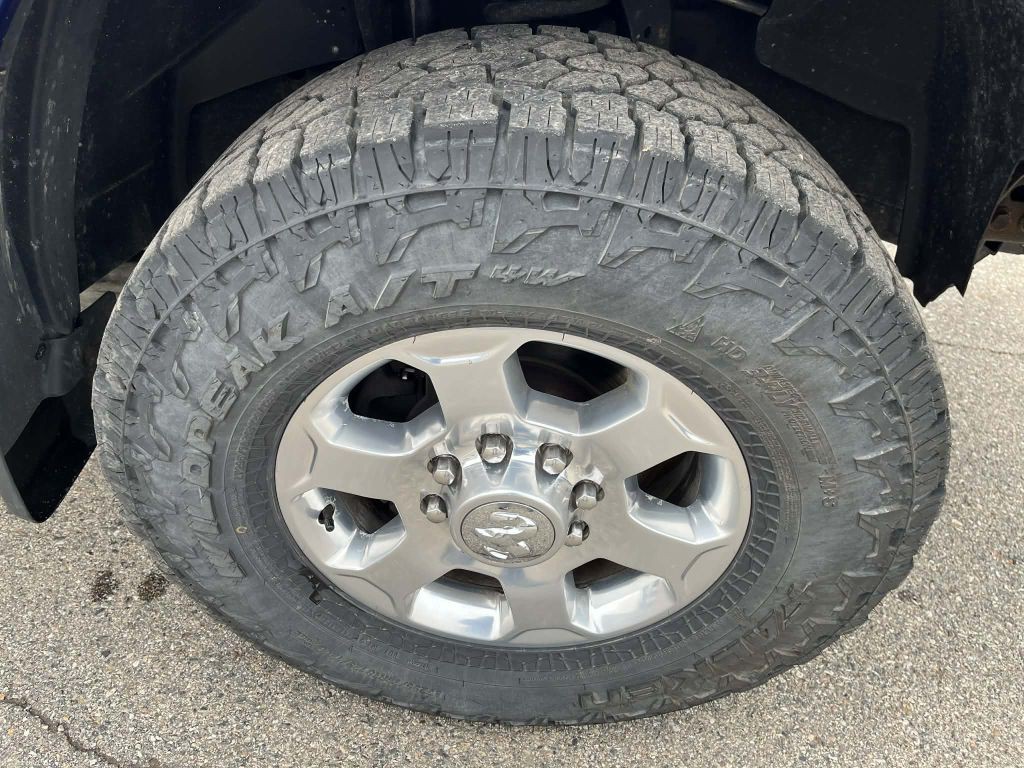 2016 RAM 2500 Image 14