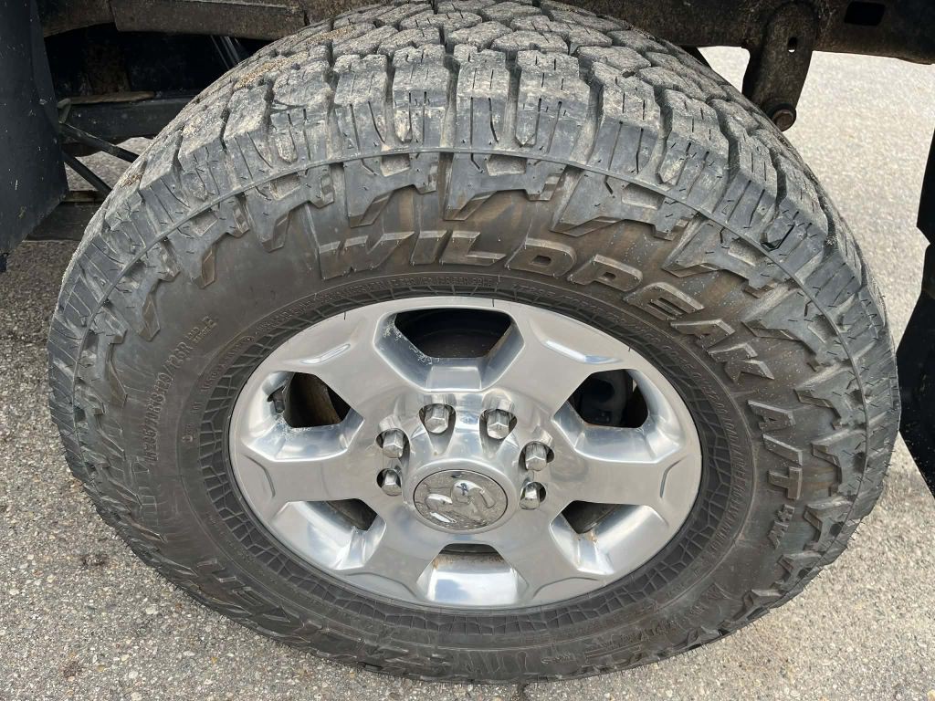 2016 RAM 2500 Image 16