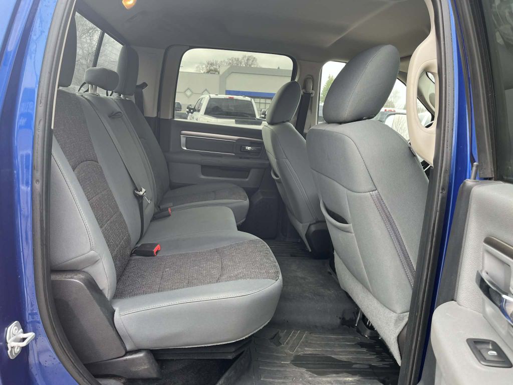 2016 RAM 2500 Image 28