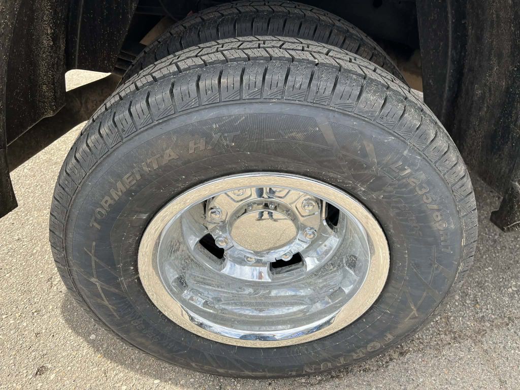 2022 RAM 3500 Image 14