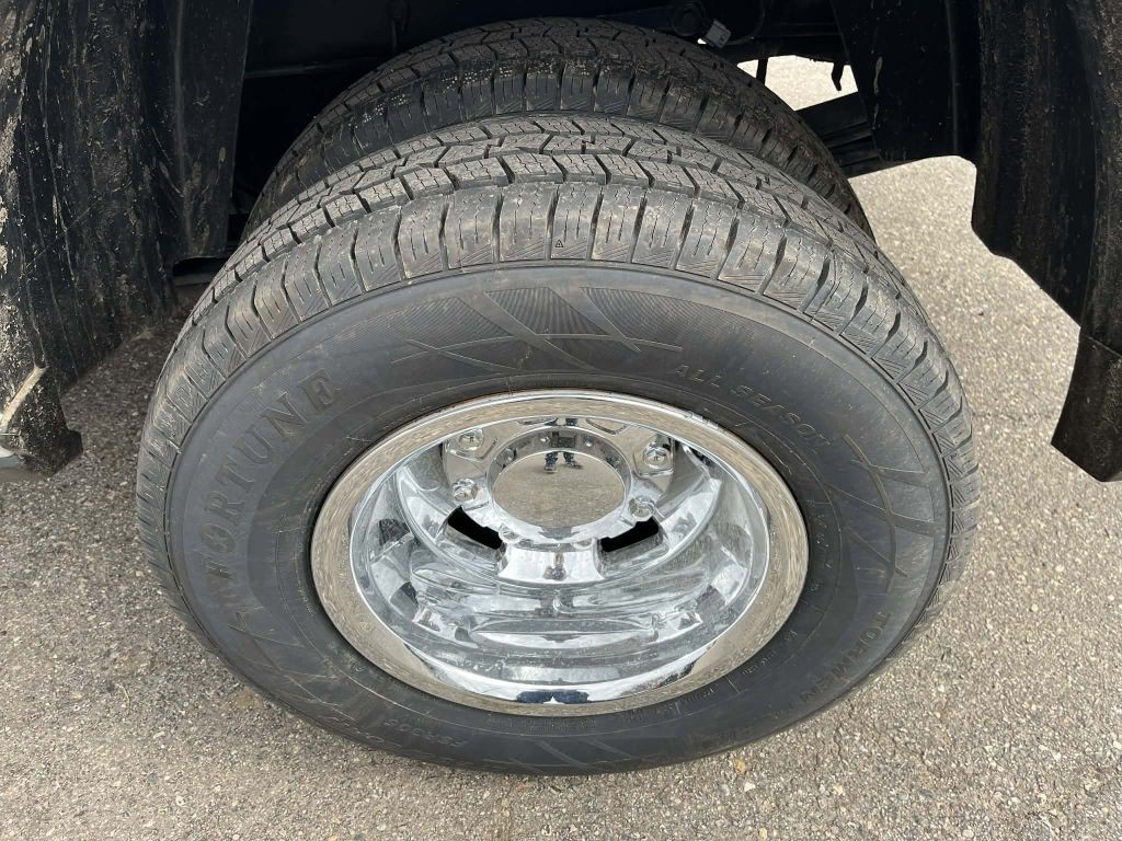 2022 RAM 3500 Image 17